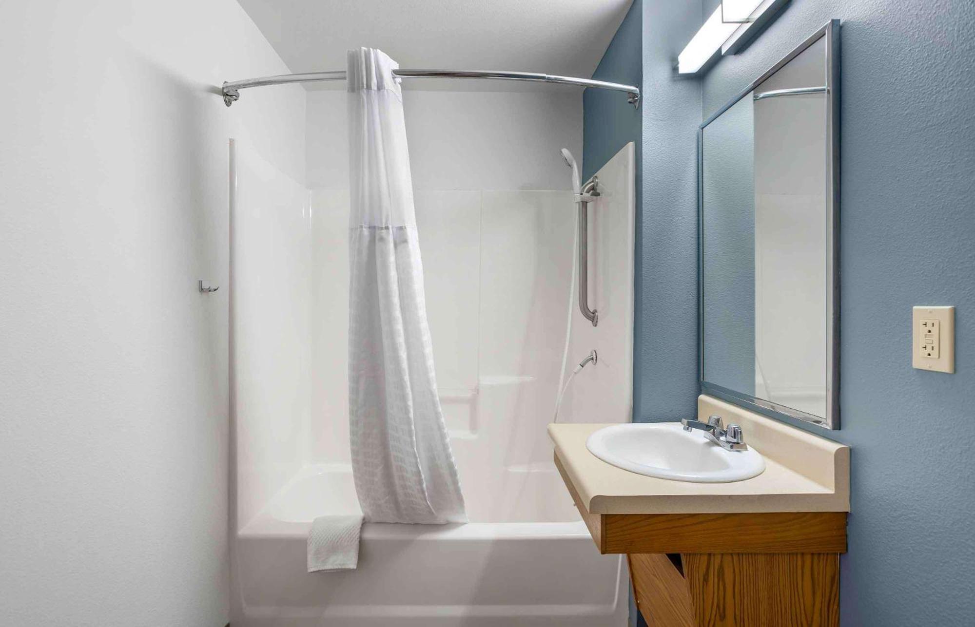 Extended Stay America Select Suites - Kalamazoo - West Buitenkant foto