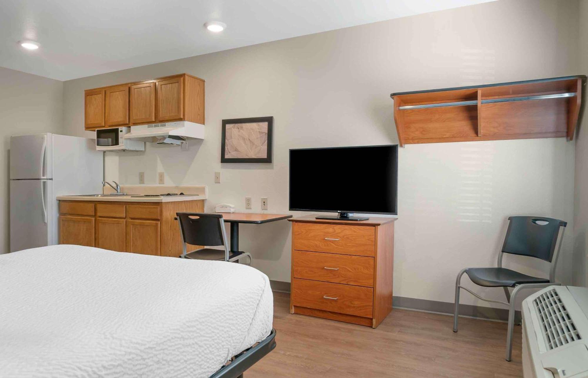 Extended Stay America Select Suites - Kalamazoo - West Buitenkant foto